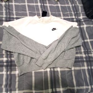 Women's Nike cropped sweater